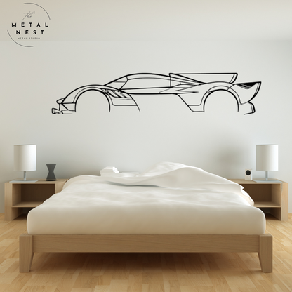 استون مارتن فالكيري AMR PRO